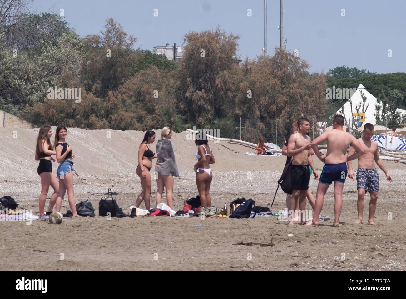 VENEZIA, ITALIA - MAGGIO: Le spiagge riaprono a Lido il 23 maggio 2020 a Venezia. Le spiagge della regione veneta si sono riaperte, subordinatamente Foto Stock