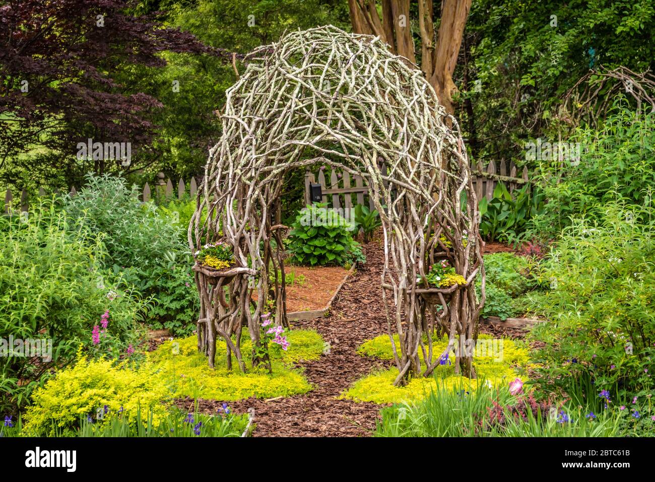 Garden at Glen-Ella Springs Inn, un Bed & Breakfast situato nelle Blue Ridge Mountains della Georgia del Nord a Clarkesville, Georgia. (STATI UNITI) Foto Stock