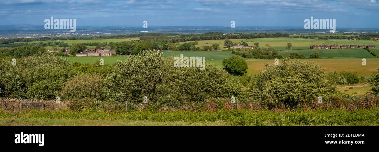 Vista panoramica dalla cima di Billinge Hill vicino a St Helens a Merseyside Foto Stock