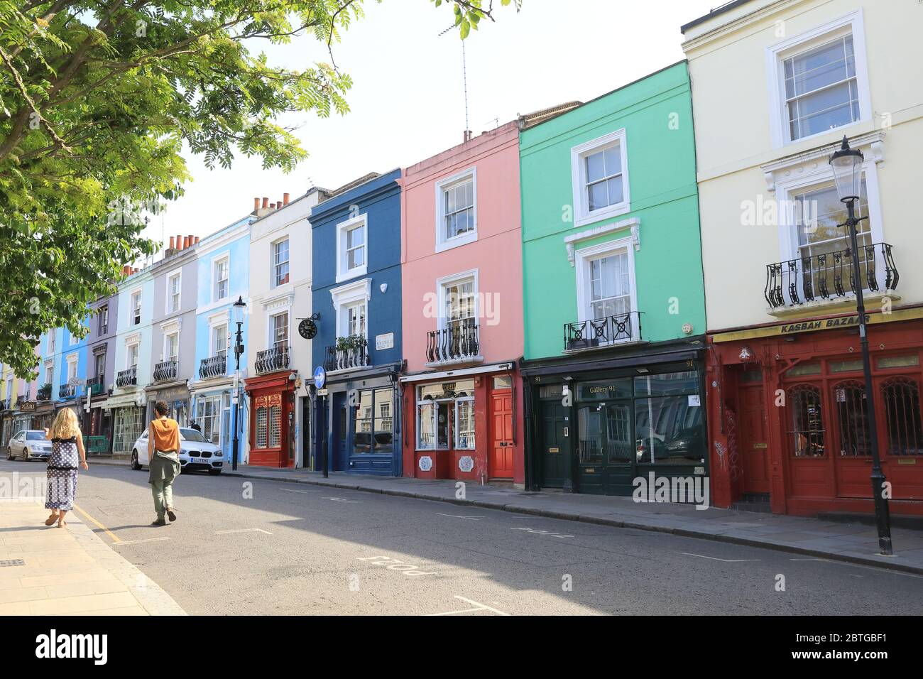 Portobello Road a Londra, le bancarelle e i negozi del mercato possono riaprire a giugno dopo il blocco del coronavirus. La strada sarà libera dal traffico per aiutare la distanza sociale, Regno Unito Foto Stock