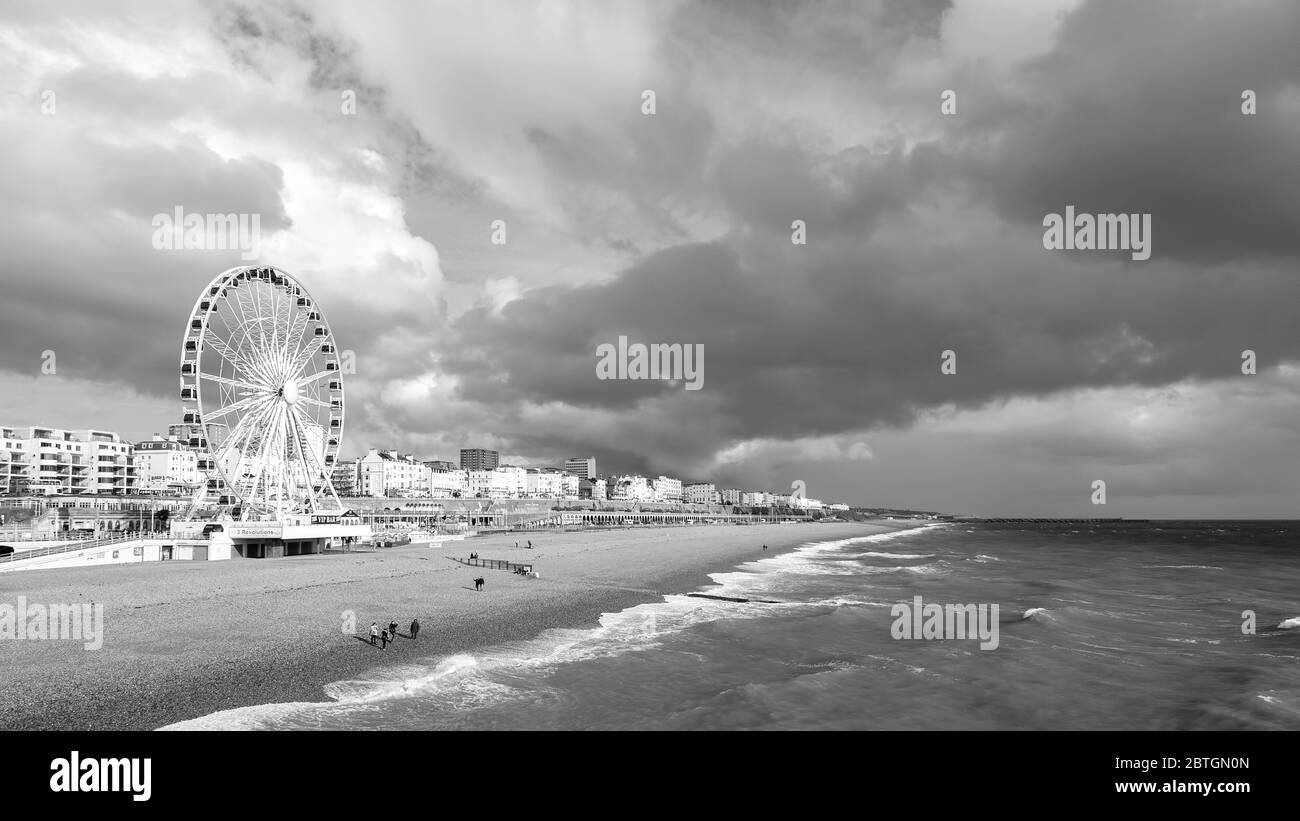 La grande ruota su Brighton Sea Front Foto Stock