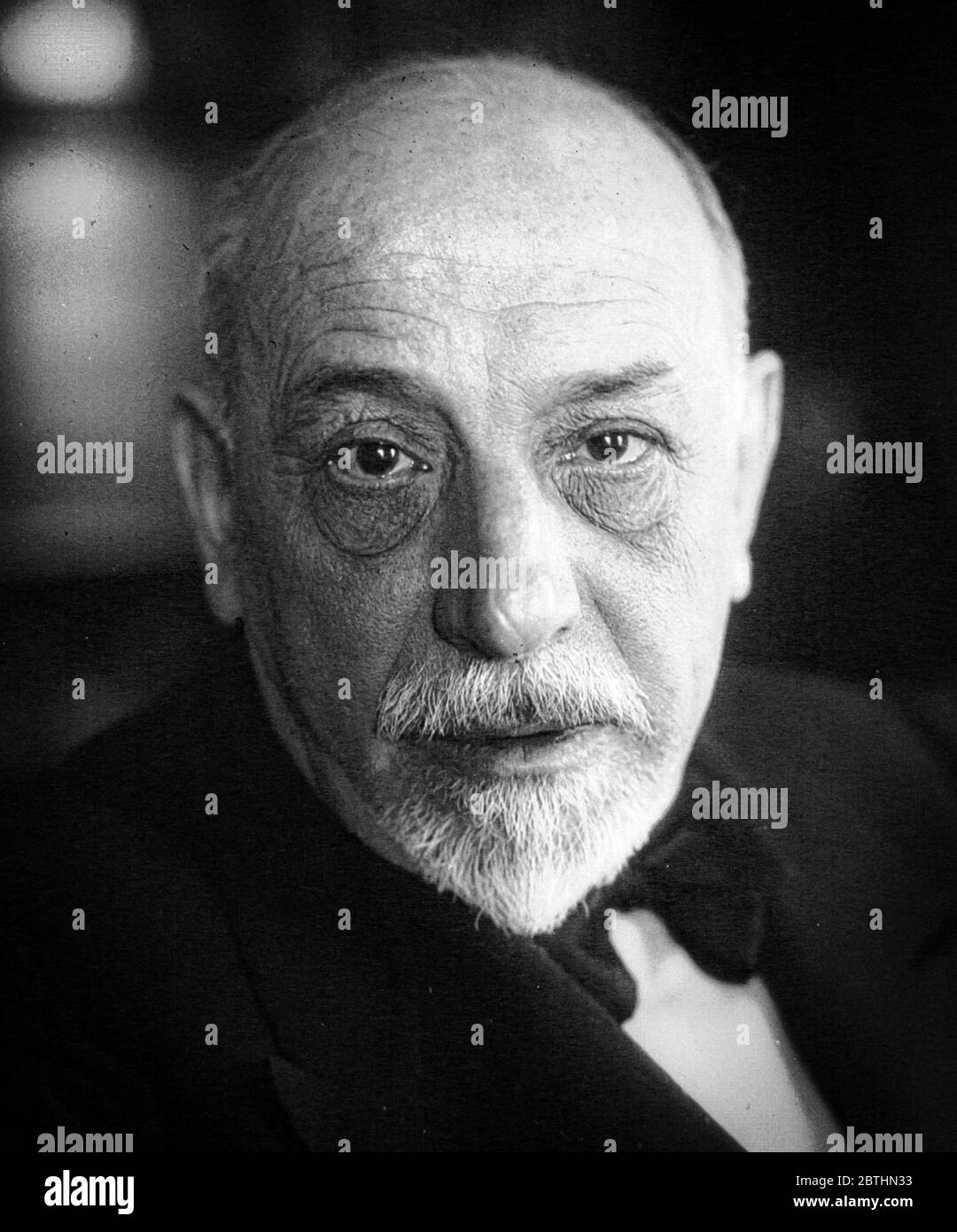 Luigi Pirandello - Ritratto del 1932 - (girgenti, 28 giugno 1867 - Roma, 10 dicembre 1936) - drammaturgo, scrittore, poeta italiano, nel 1934 ha conferito il Premio Nobel per la letteratura. Foto Stock