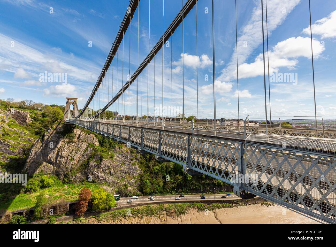 Il Clifton Suspension Bridge che attraversa la gola di Avon, Bristol, Inghilterra Foto Stock