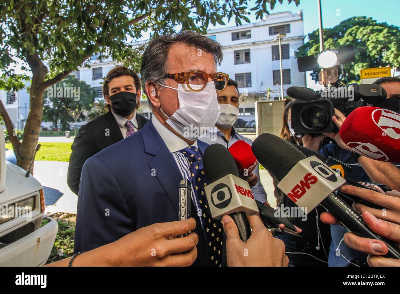 25 maggio 2020: RIO DE JANEIRO, BRASILE, 26 maggio 2020 POLITICA L'IMPRENDITORE PAULO MARINHO testimonia alla polizia federale per la terza volta questo Martedì (26), Circa l'indagine sulla presunta interferenza politica del presidente Jair Bolsonaro nella polizia federale e di FlÃ¡vio Bolsonaro che ha informazioni interne dalla polizia federale. Credit: Ellan Lustosa/ZUMA Wire/Alamy Live News Foto Stock