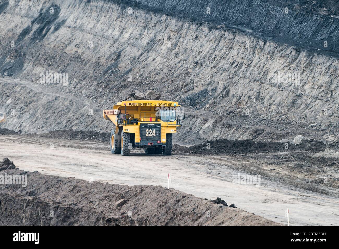 Open Pit carbone minerario in Borneo indonesia Foto Stock