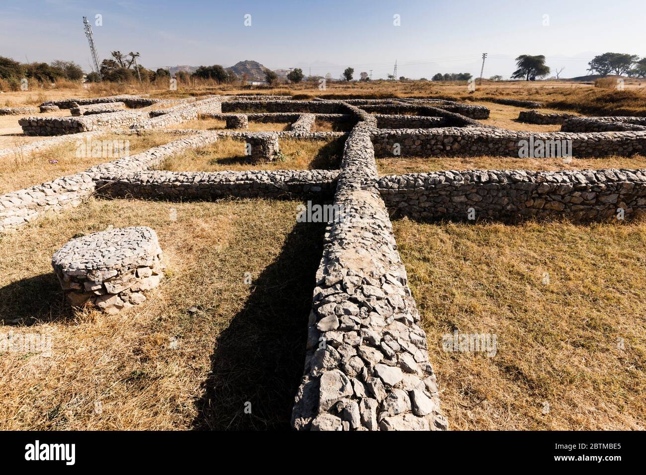 Bhir Mound a antica città di Taxila, Taxila, sobborgo di Islamabad, provincia del Punjab, Pakistan, Asia meridionale, Asia Foto Stock