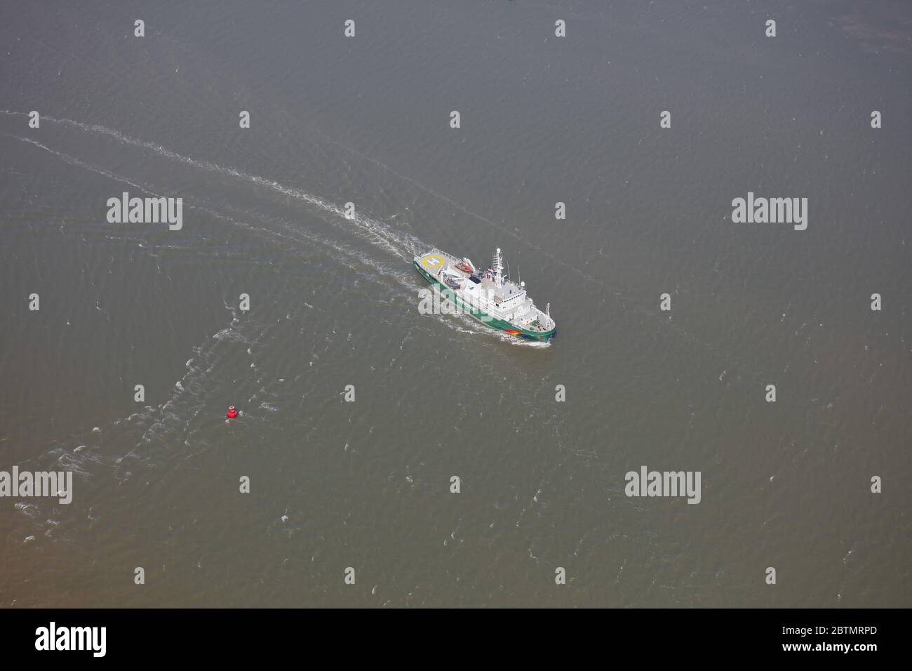 Veduta aerea della nave di polizia di pesca Esperanza Greenpeace International Foto Stock