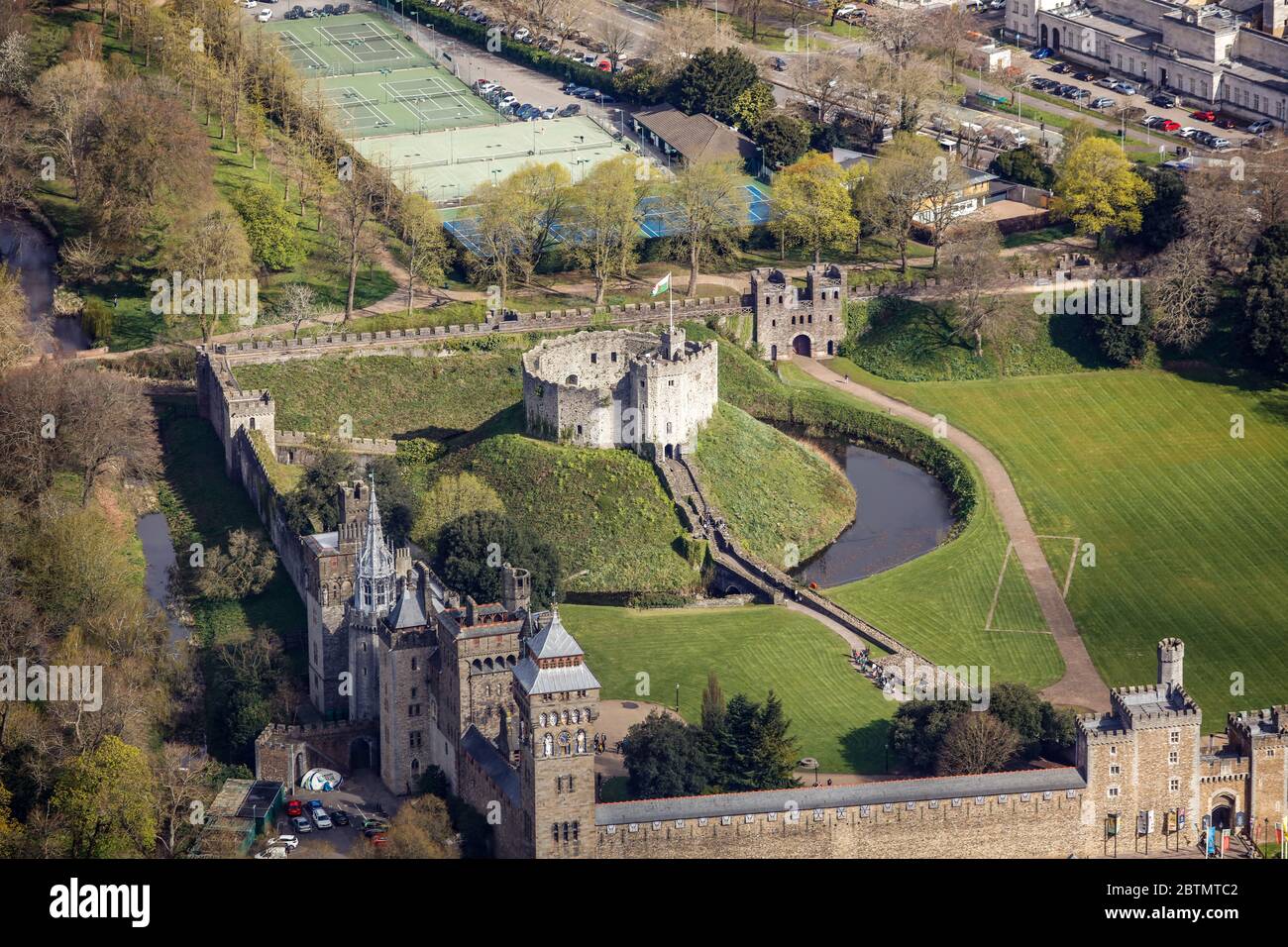 Veduta aerea del Castello di Cardiff in Galles Foto Stock
