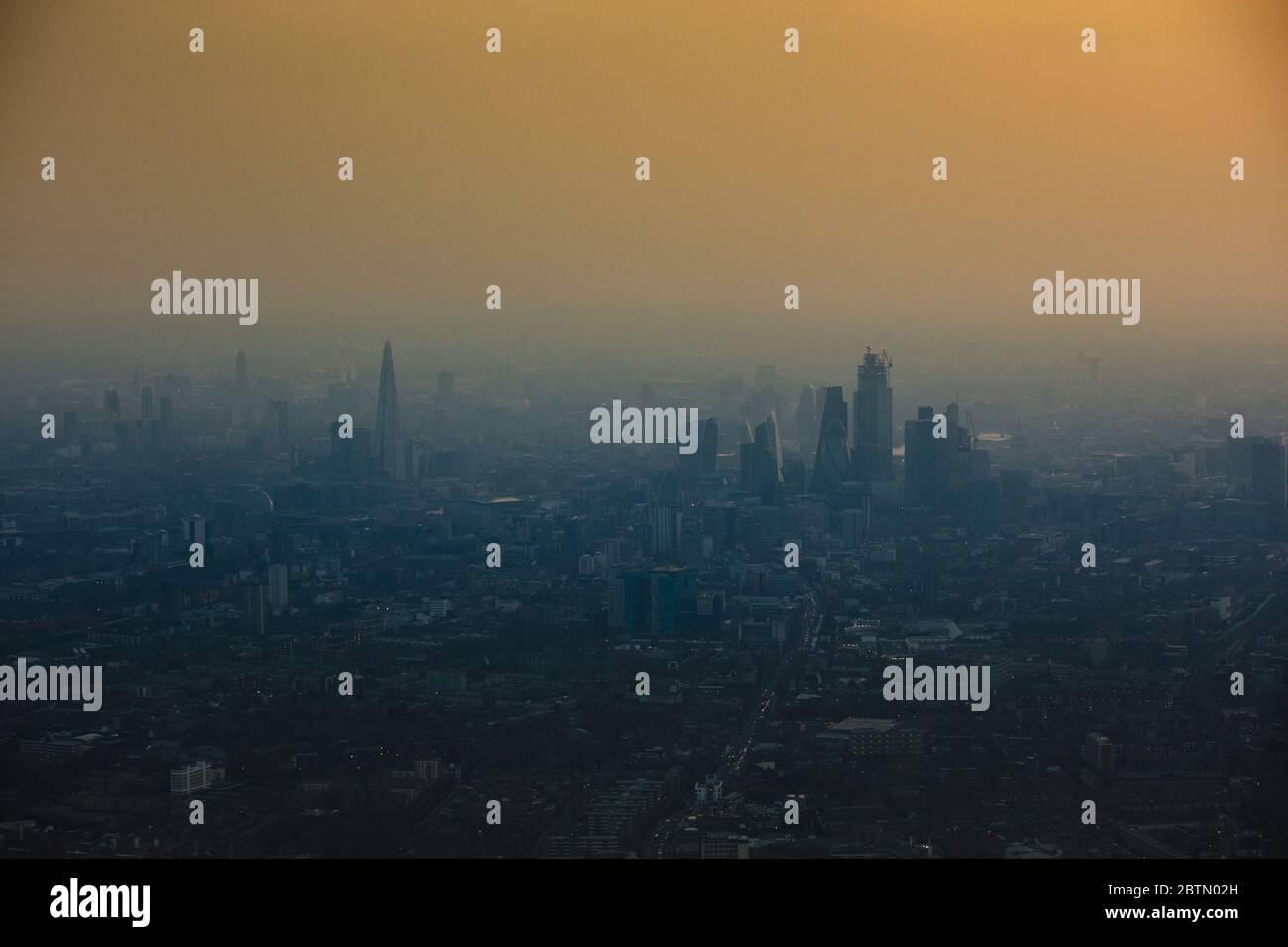 Distretto finanziario di Londra a Dusk Foto Stock