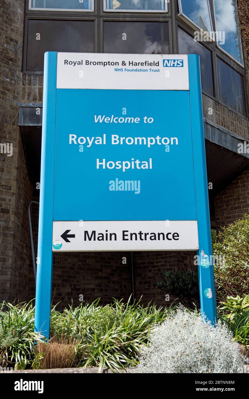 Royal Brompton & Harefield Hospital cartello di benvenuto e direzione, Chelsea Wing, Sidney Street, London Borough of Chelsea. Foto Stock