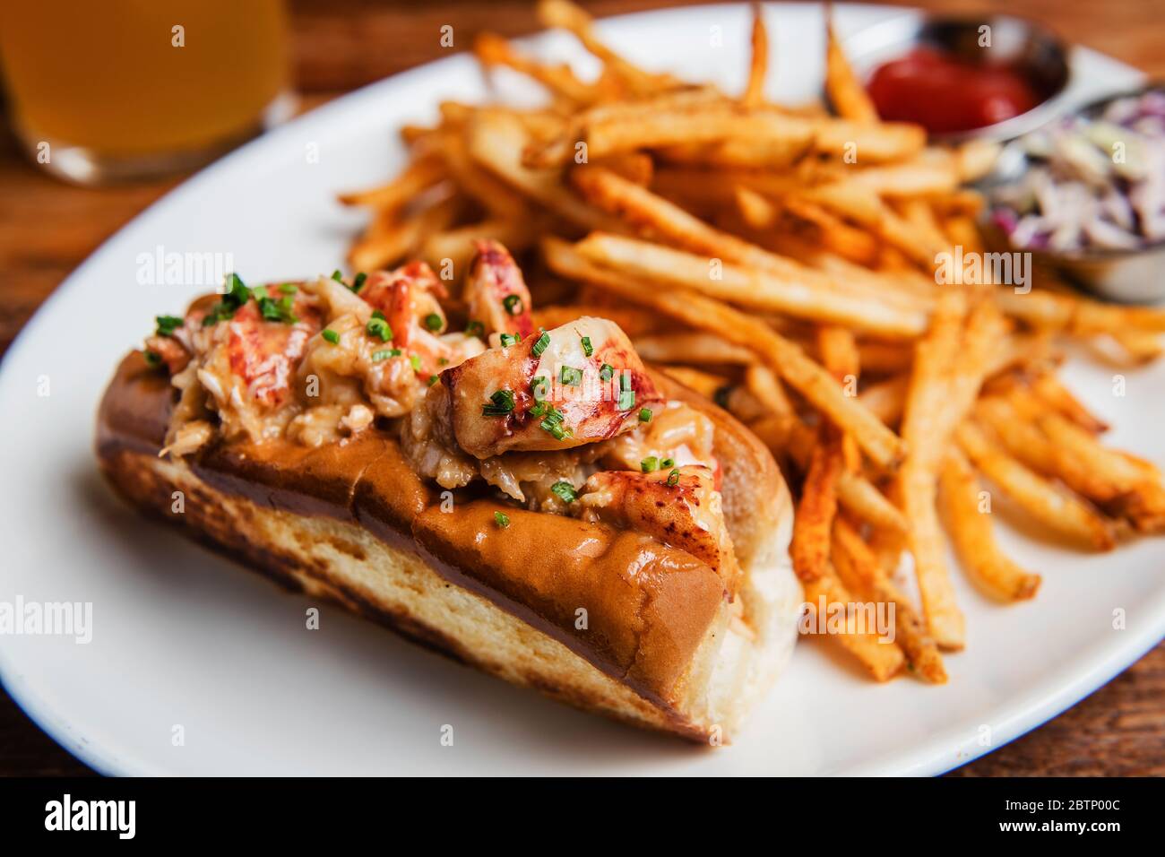 Sandwhich con lobster roll e French Fries Foto Stock