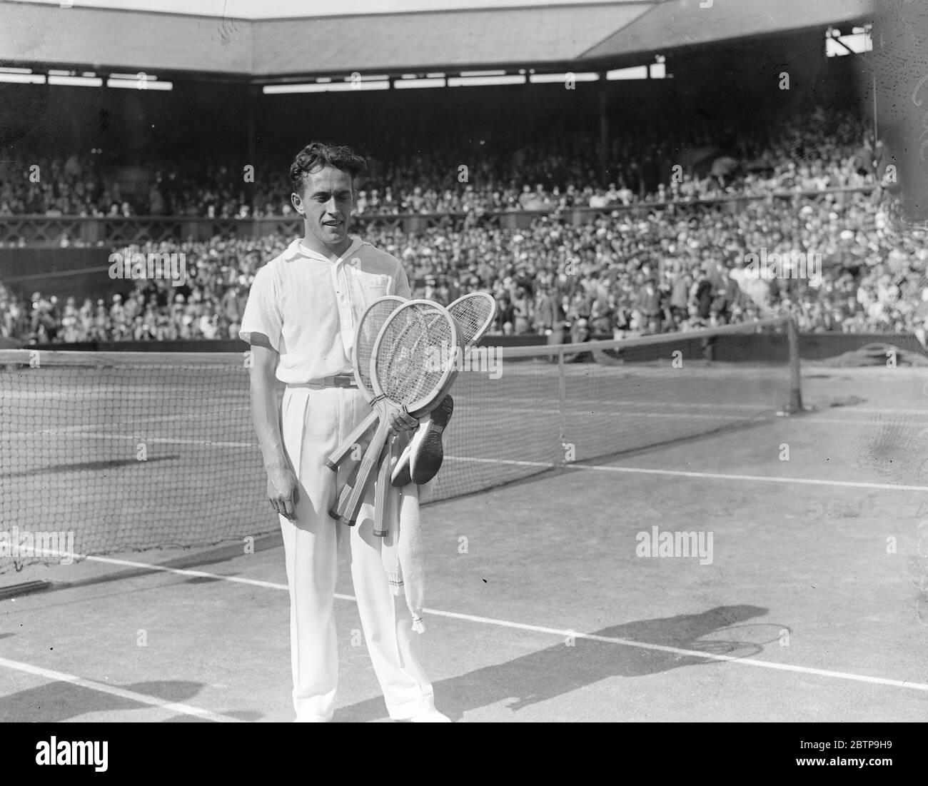 Tennis in prato a Wimbledon . M Cochet dopo la sua vittoria . 30 giugno 1927 Foto Stock
