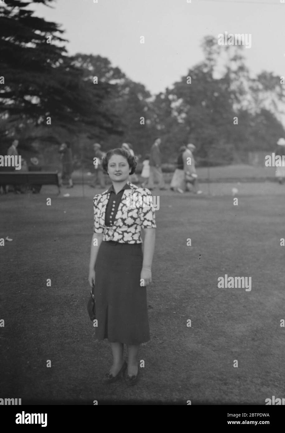 Sig.na Maureen Leonard . 1937 Foto Stock