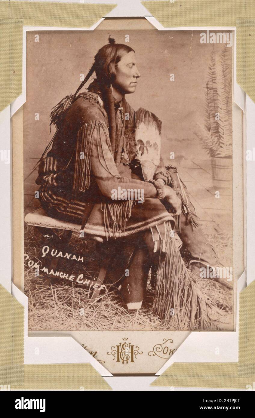 Quanah Parker. Contrariamente alla crescente ondata di insediamenti americani sulle terre delle Comanche, Quanah Parker è emerso come uno dei leader della guerra del fiume Rosso, che è stato combattuto sulle pianure meridionali nel 1874-75. Foto Stock