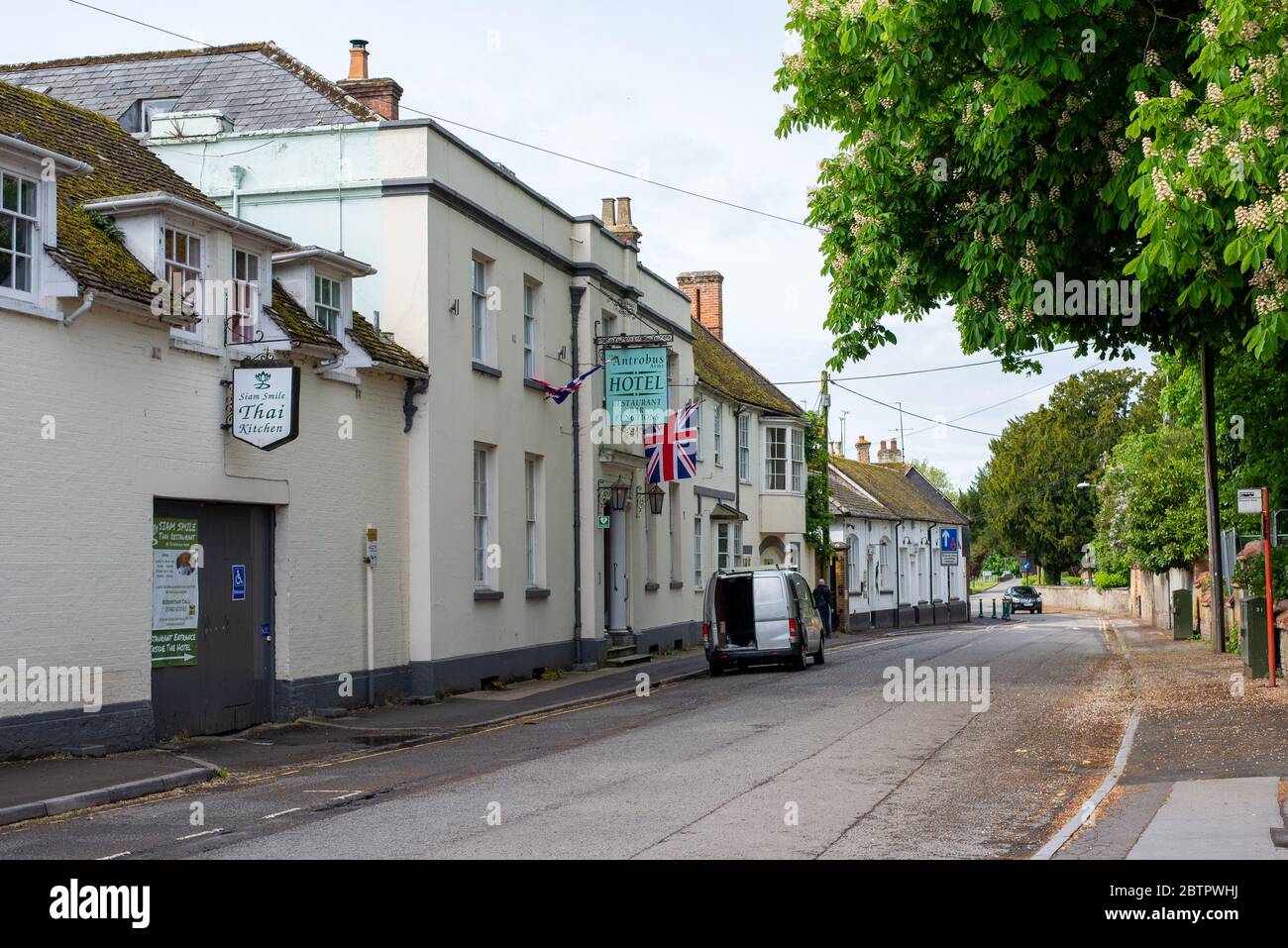 Aziende di Amesbury durante la chiusura di Coronavirus. Wiltshire, Inghilterra Foto Stock