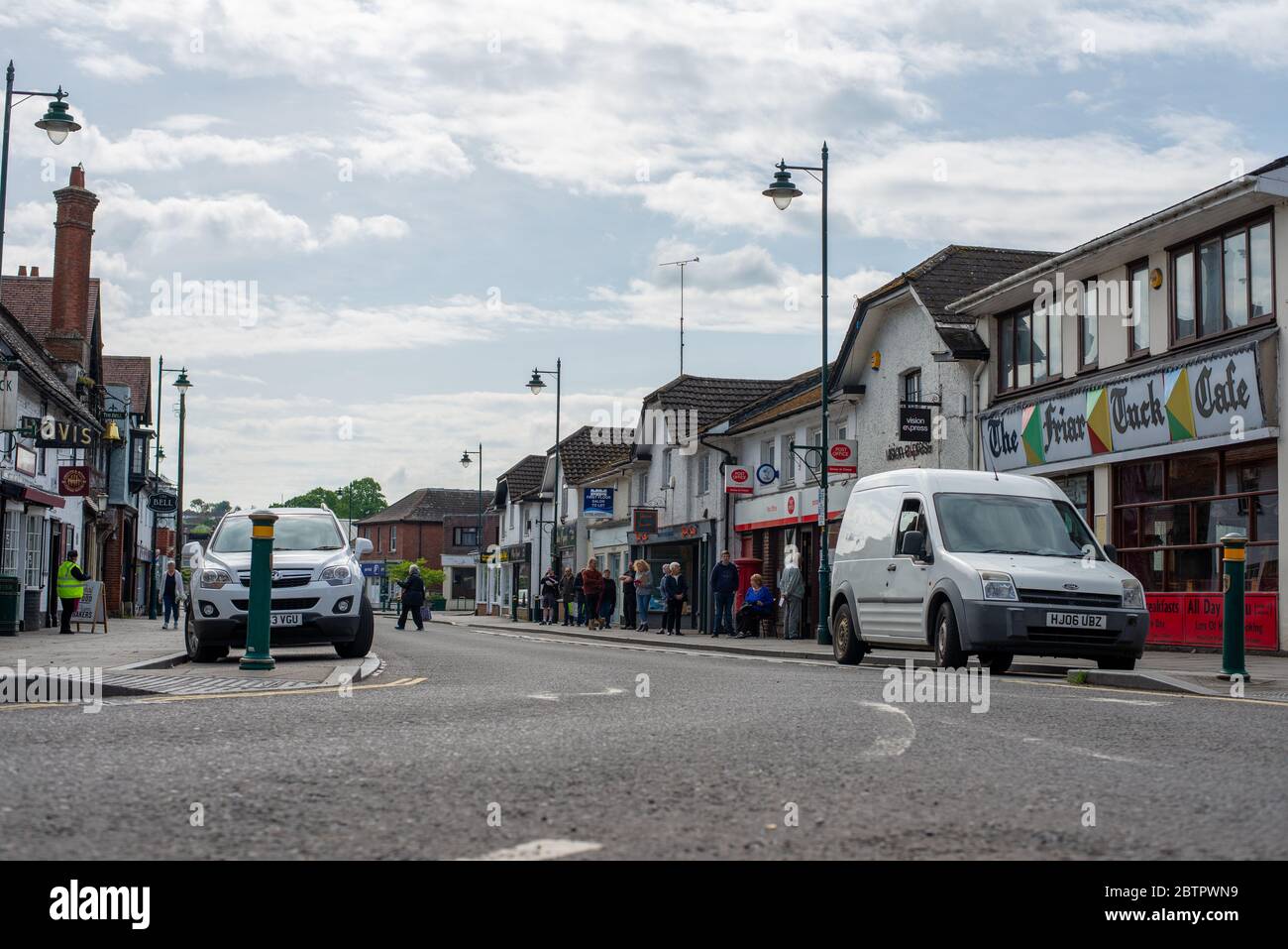 Aziende di Amesbury durante la chiusura di Coronavirus. Wiltshire, Inghilterra Foto Stock
