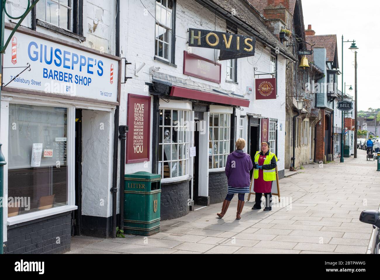 Aziende di Amesbury durante la chiusura di Coronavirus. Wiltshire, Inghilterra Foto Stock