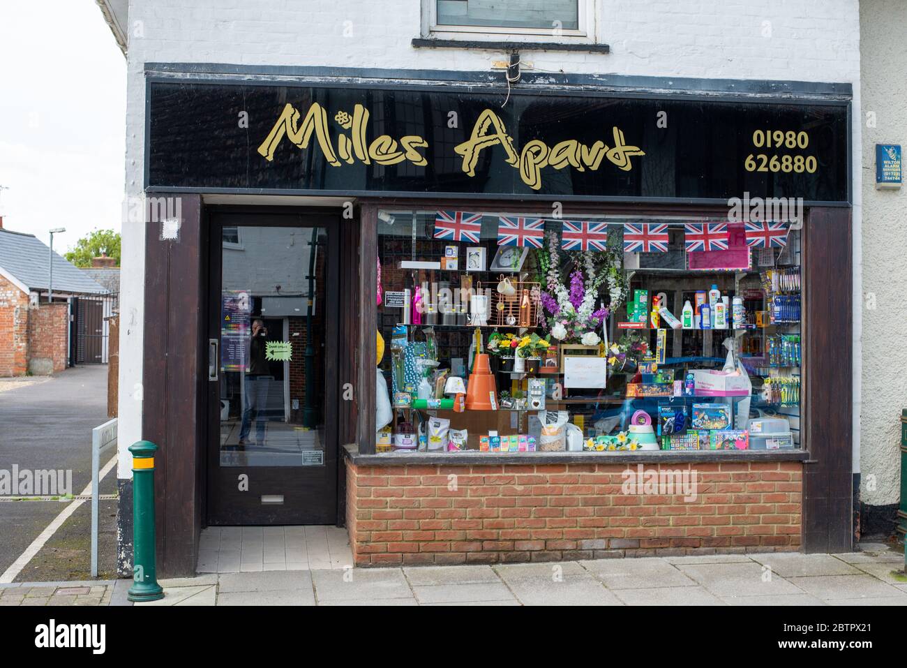 Aziende di Amesbury durante la chiusura di Coronavirus. Wiltshire, Inghilterra Foto Stock