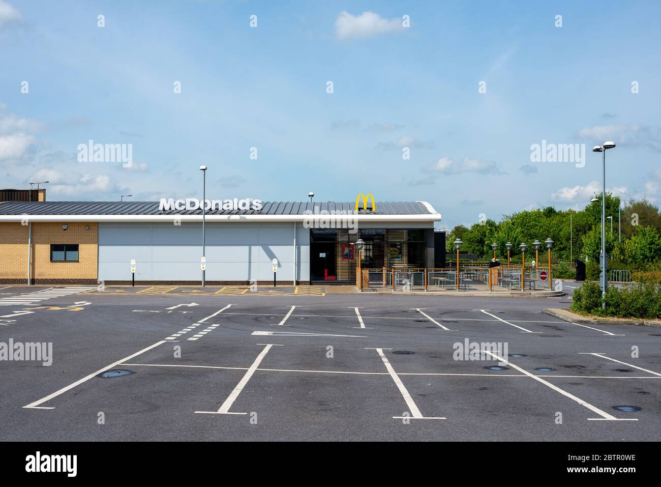 Aziende di Amesbury durante la chiusura di Coronavirus. Wiltshire, Inghilterra Foto Stock