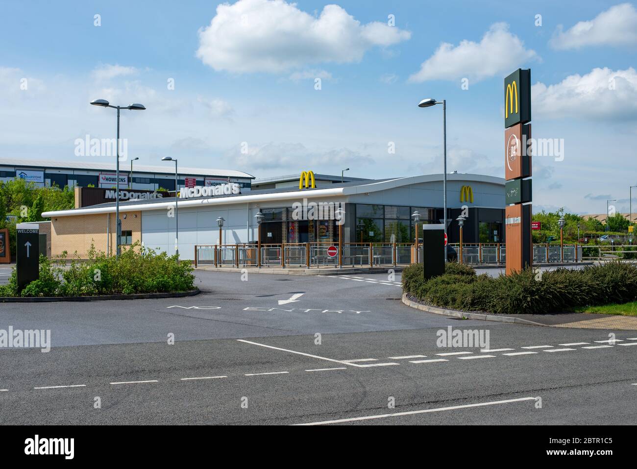 Aziende di Amesbury durante la chiusura di Coronavirus. Wiltshire, Inghilterra Foto Stock