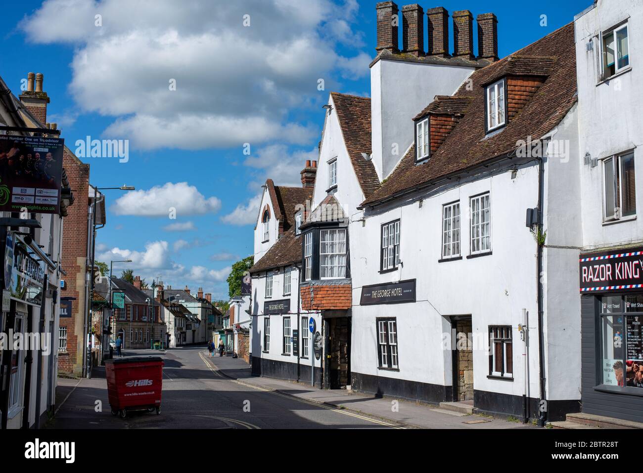 Aziende di Amesbury durante la chiusura di Coronavirus. Wiltshire, Inghilterra Foto Stock
