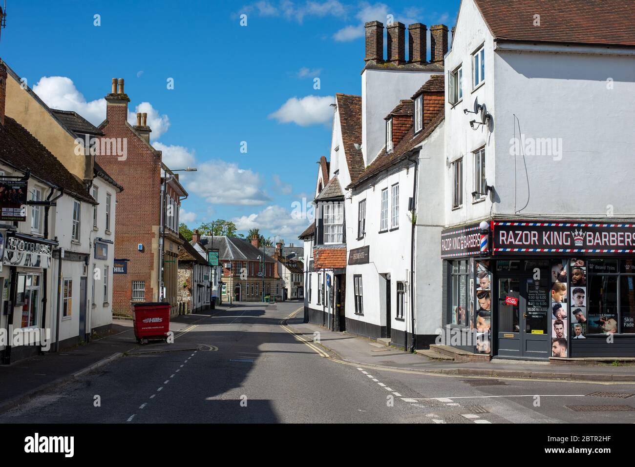 Aziende di Amesbury durante la chiusura di Coronavirus. Wiltshire, Inghilterra Foto Stock