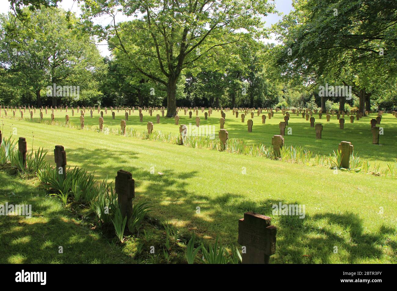 cimitero militare tedesco a lisieux in normandia in francia Foto Stock