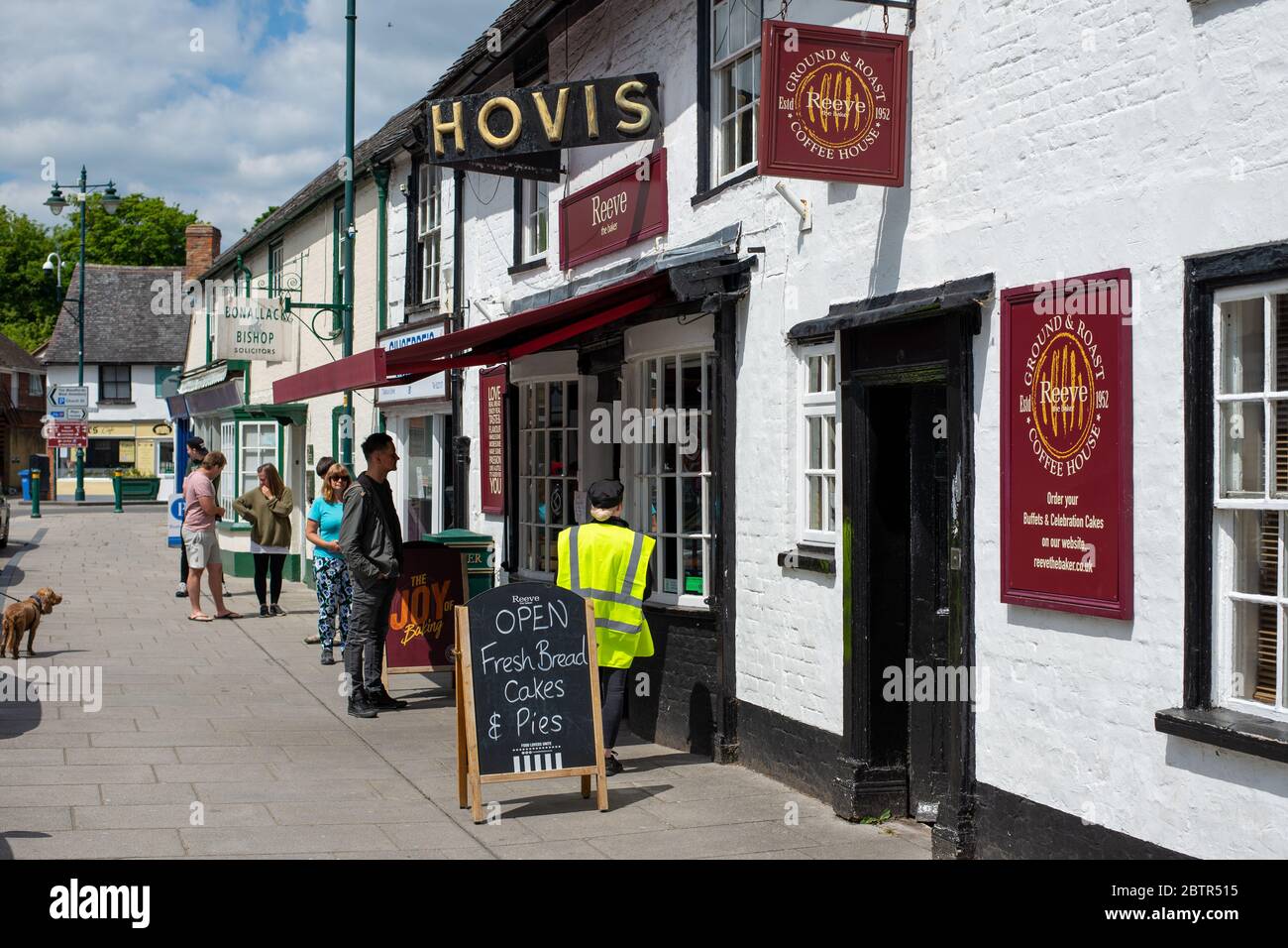 Aziende di Amesbury durante la chiusura di Coronavirus. Wiltshire, Inghilterra Foto Stock