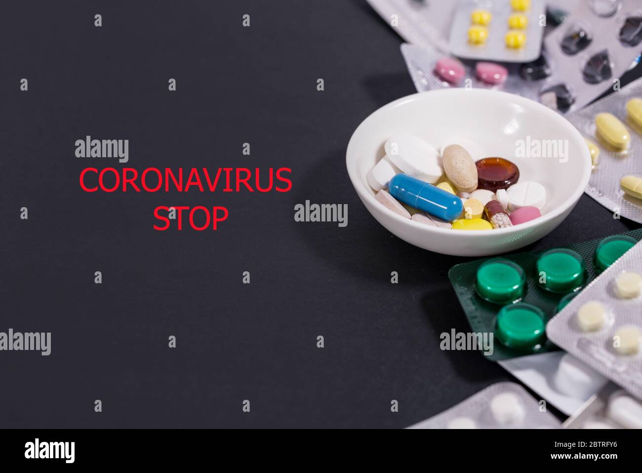 Virus Corona, misteriosa polmonite virale a Wuhan, Cina. Assistenza sanitaria e concetto medico Foto Stock