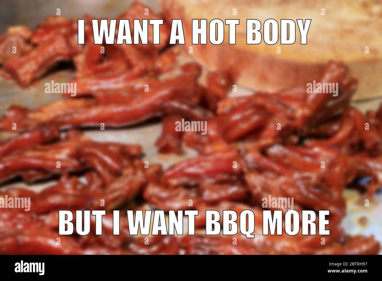 Meme divertente corpo caldo mangiatore di carne per la condivisione dei social media. Barbeque scherzo. Foto Stock