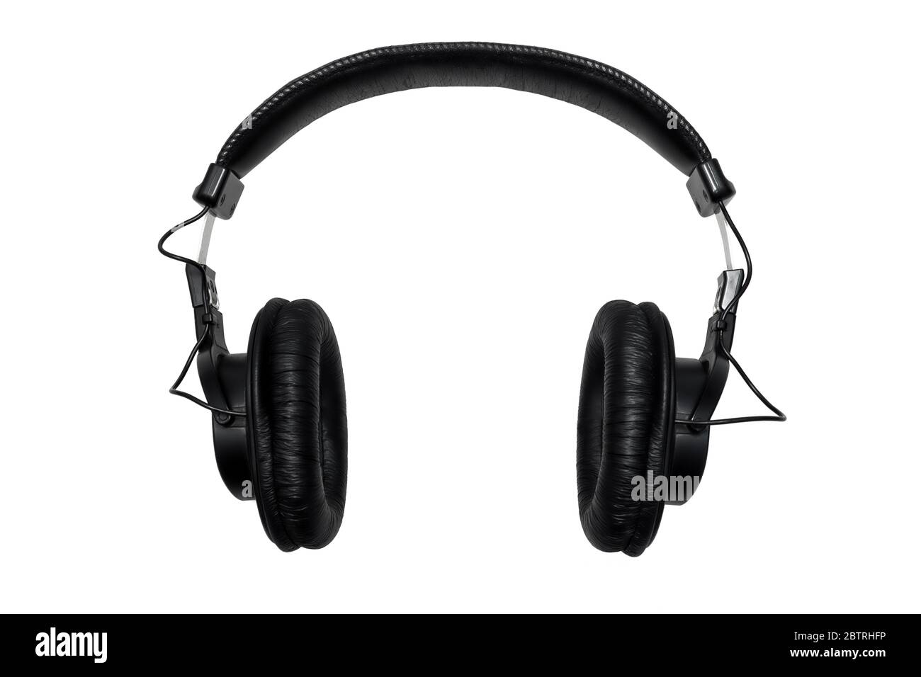 cuffie professionali per il monitoraggio stereo da studio isolate su sfondo bianco Foto Stock cuffie professionali per il monitoraggio stereo da studio isolate su sfondo bianco Foto Stock