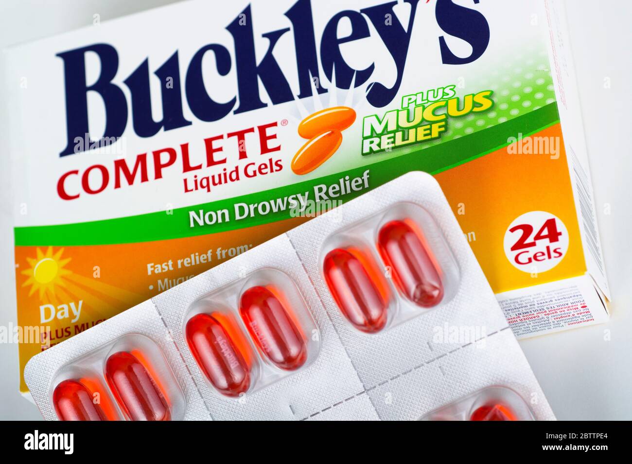 Medicina della tosse, Capsule complete di gel liquido di Buckley Foto Stock
