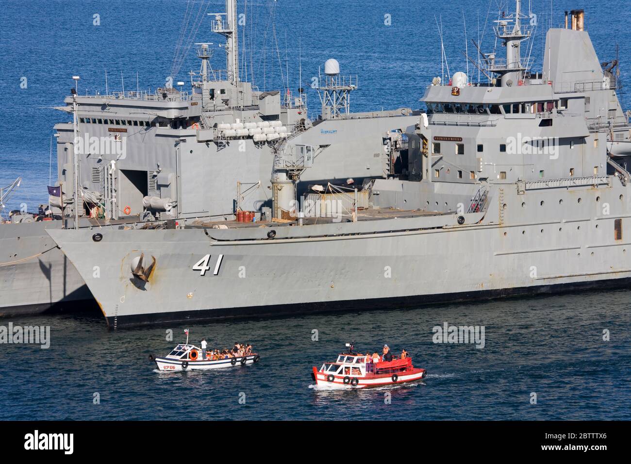 Marina cilena nel Porto di Valparaiso, Cile, Sud America Foto Stock