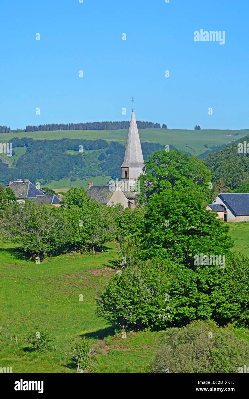 Compains villaggio, Puy-de-Dome, Auvergne, Massiccio-Centrale, Francia Foto Stock