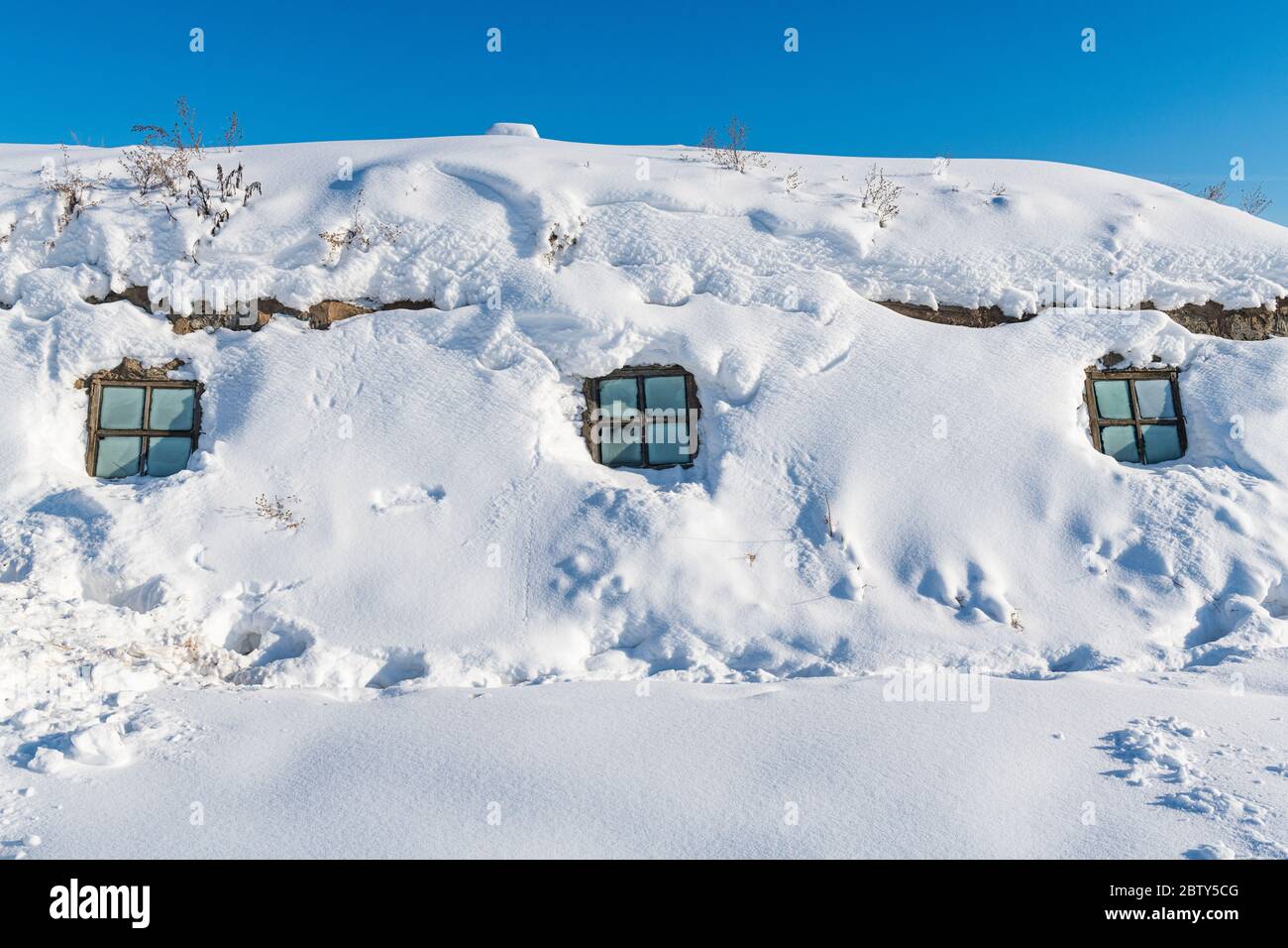 Abitazione tradizionale, Museo regionale di Cherkekhskiy, strada delle ossa, Repubblica Sakha (Yakutia), Russia, Eurasia Foto Stock