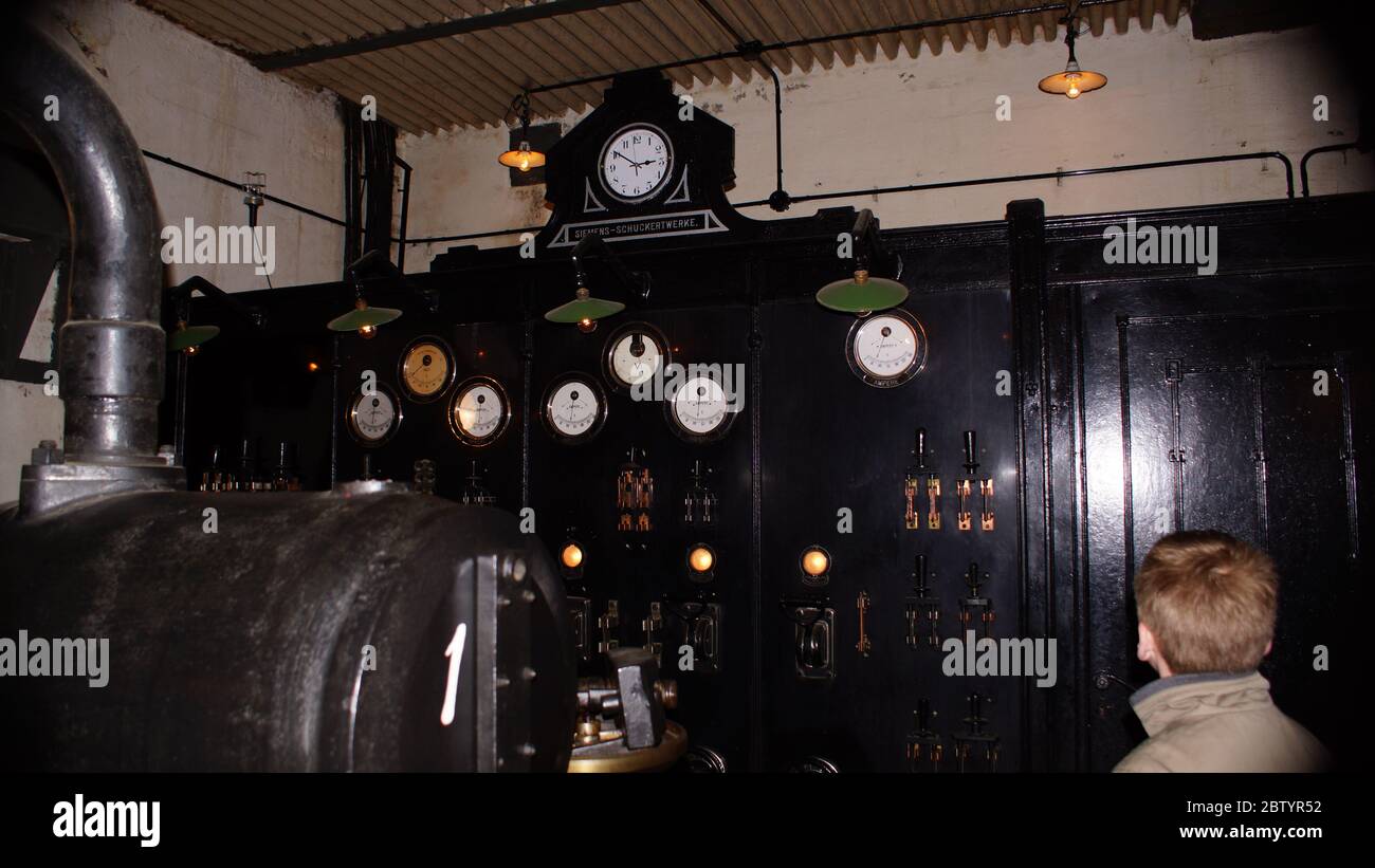 Feste Kaiser Guglielmo II, Forte De Mutzig, Francia, fortificazione, Metz, Howitzer, Lorena, Restauro, cupola, Monumento, Museo, Antica. Foto Stock