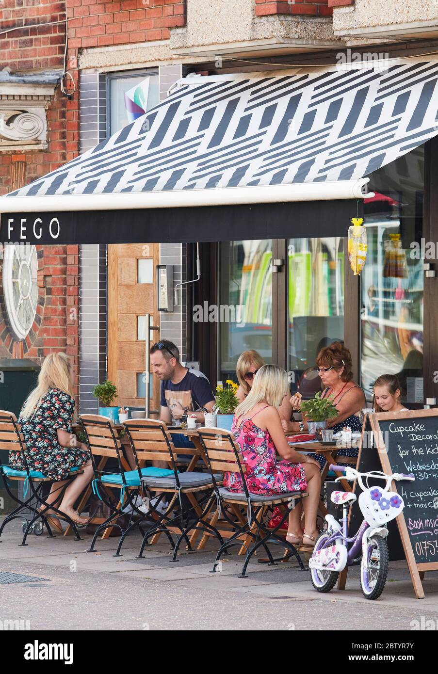 Ristorante e caffetteria Fego, Gerrards Cross, Buckinghamshire, Inghilterra, Regno Unito Foto Stock