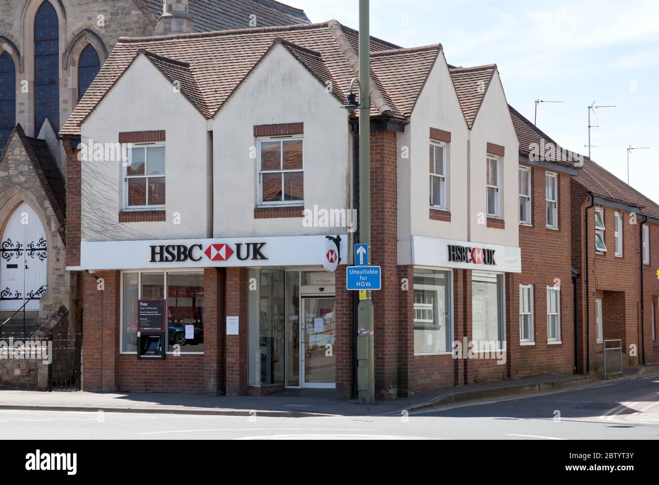 Una piccola filiale della banca HSBC a Thame, Oxfordshire, Regno Unito Foto Stock