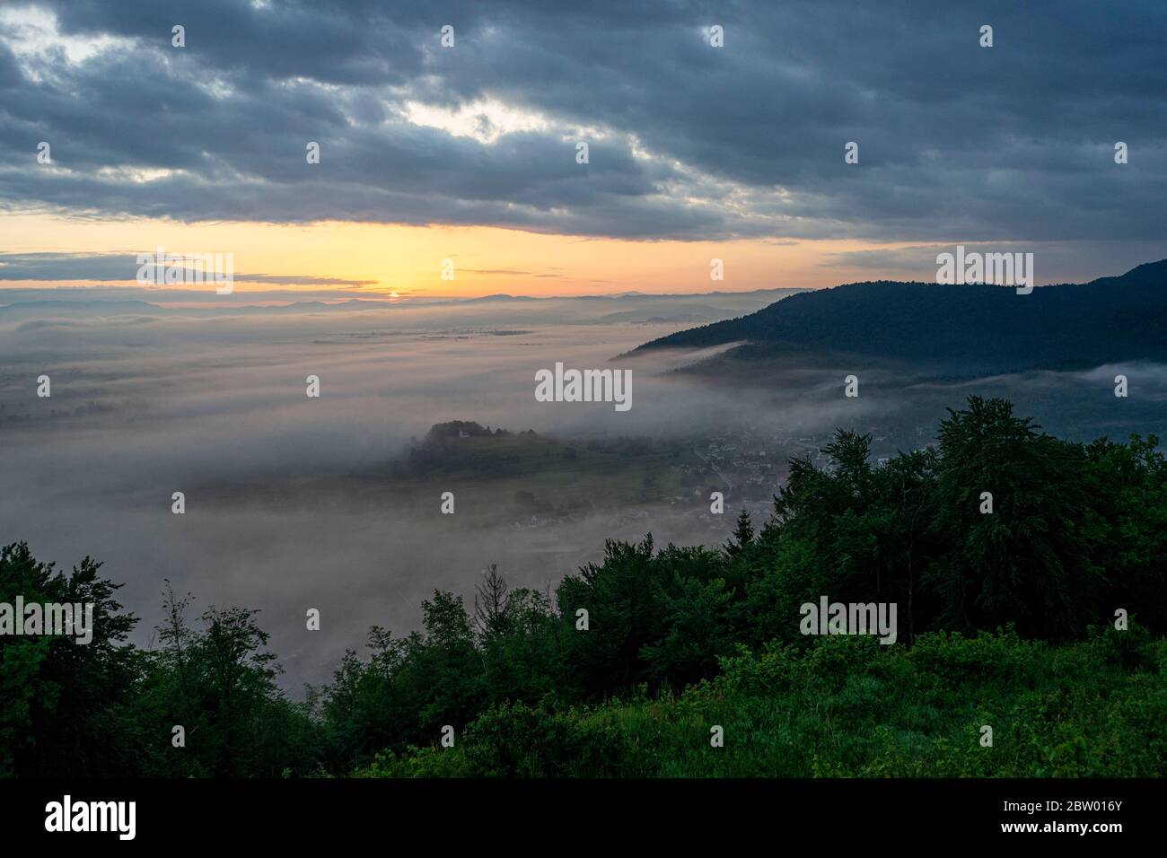 Alba su Lubiana dalle Marais di Lubiana Foto Stock