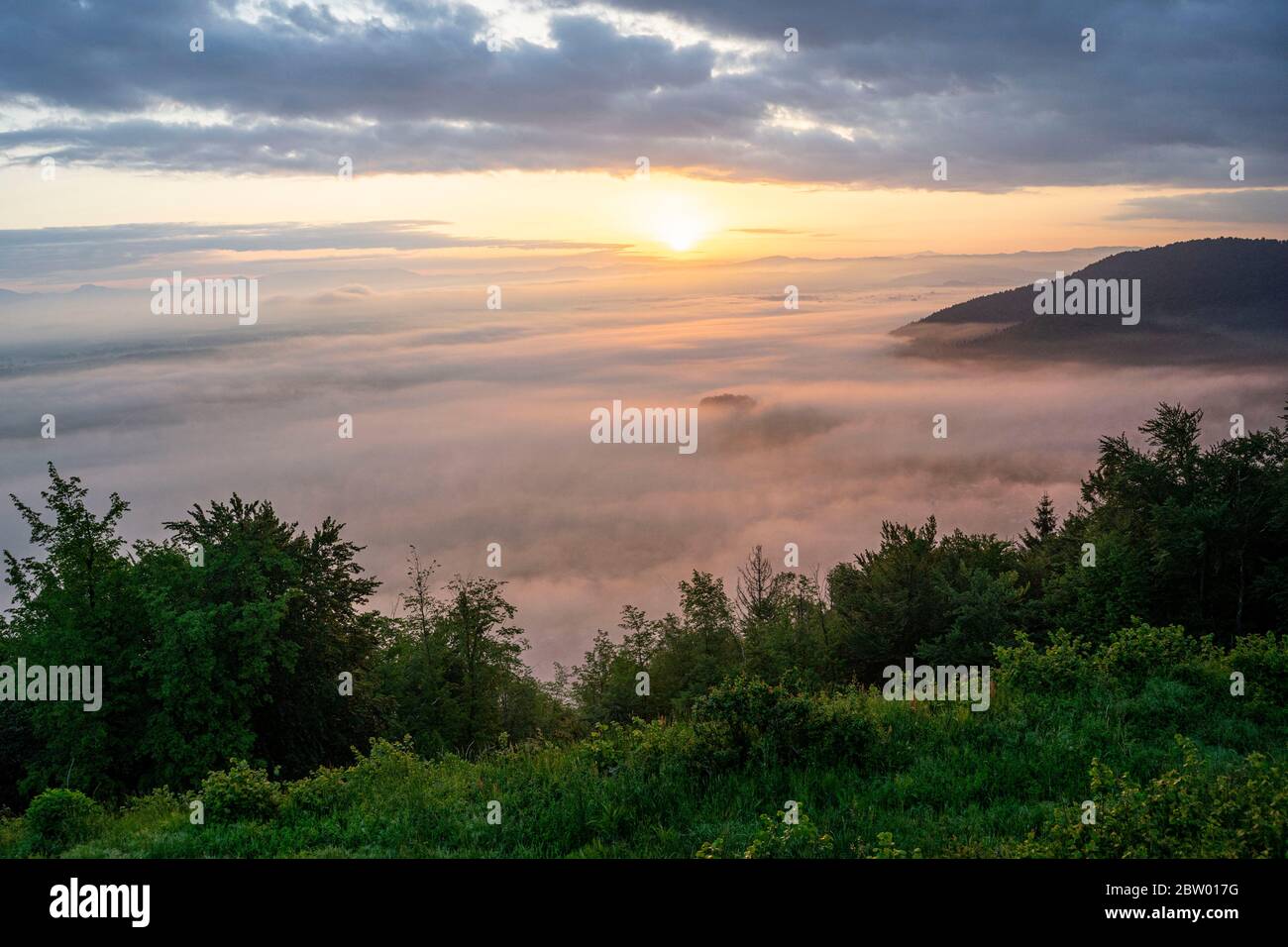 Alba su Lubiana dalle Marais di Lubiana Foto Stock