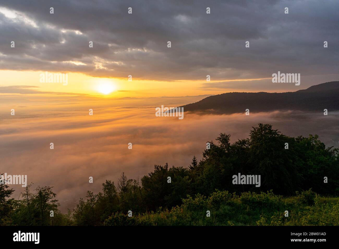 Alba su Lubiana dalle Marais di Lubiana Foto Stock