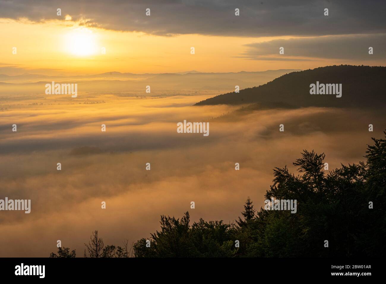 Alba su Lubiana dalle Marais di Lubiana Foto Stock