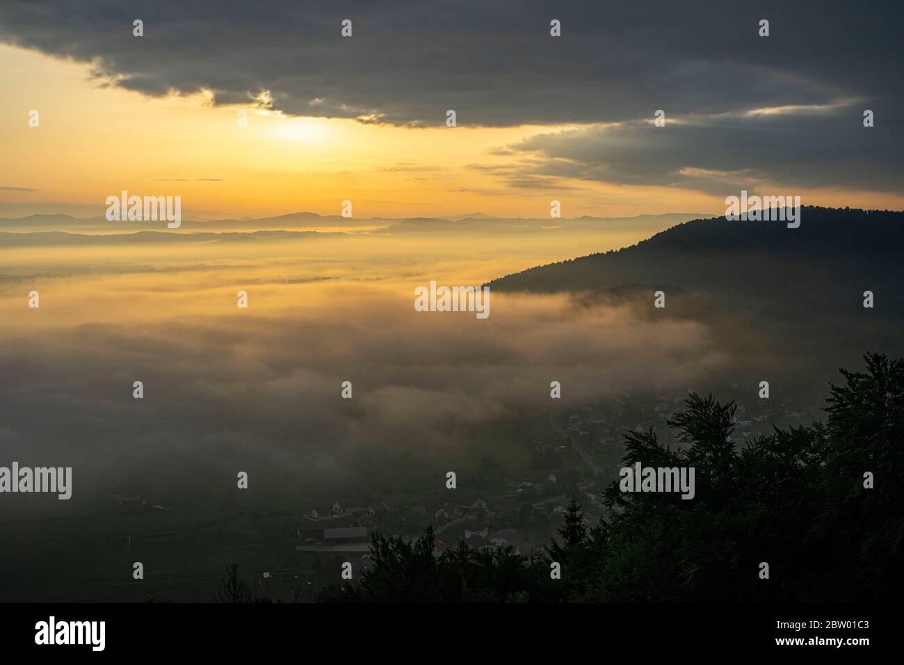 Alba su Lubiana dalle Marais di Lubiana Foto Stock