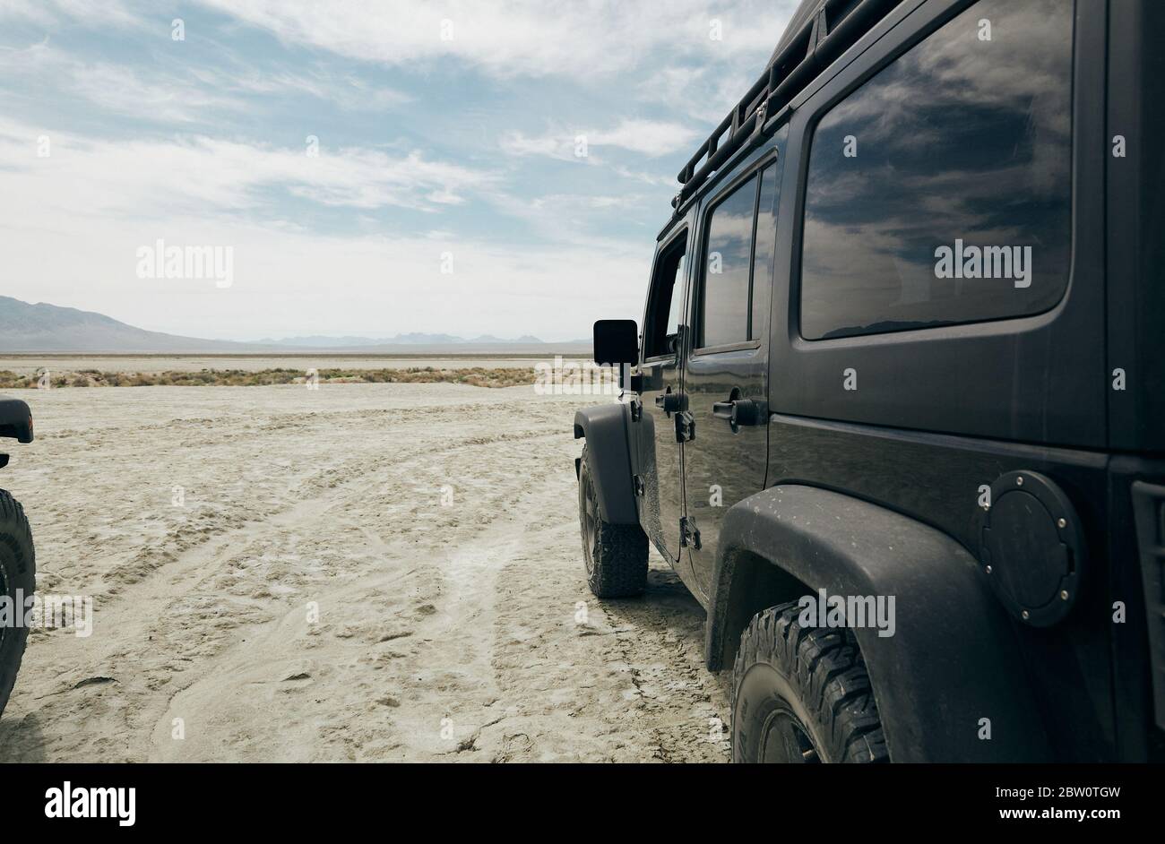 Auto fuoristrada nel deserto della California. Foto Stock