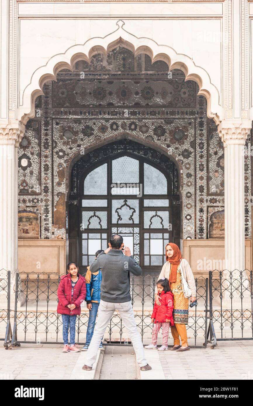Area del Palazzo del Forte di Lahore, Cittadella dell'Impero Mughal, architettura Islamica e Indù, Lahore, Provincia di Punjab, Pakistan, Asia del Sud, Asia Foto Stock