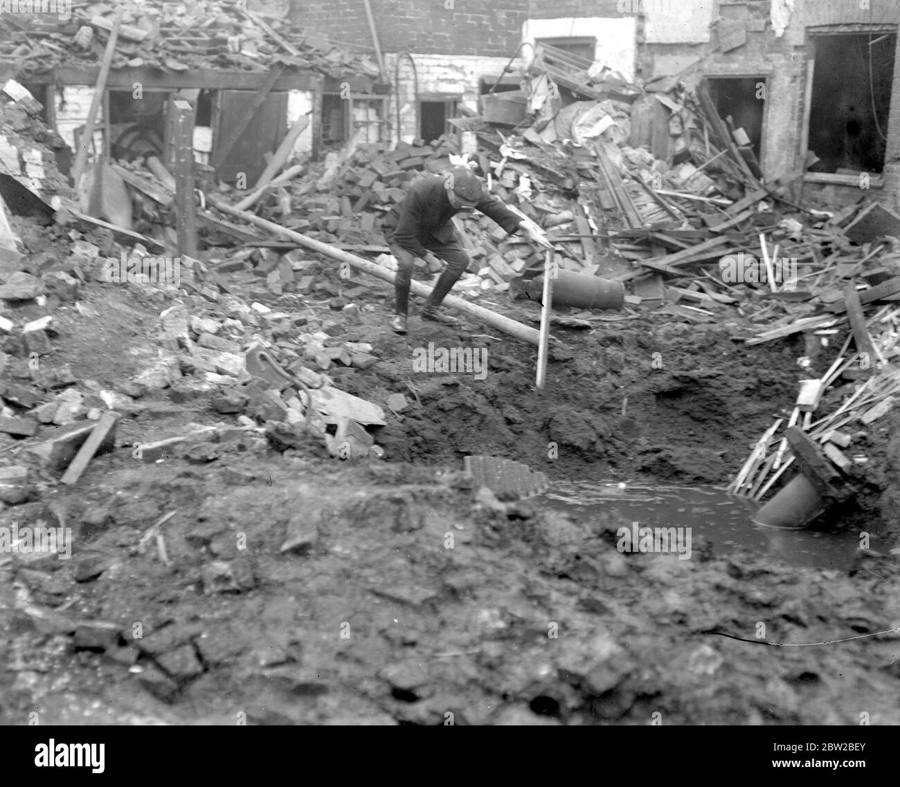 Kings Lynn Air RAID. Buco fatto da una bomba in Bentinck St. 1914-1918 Foto Stock