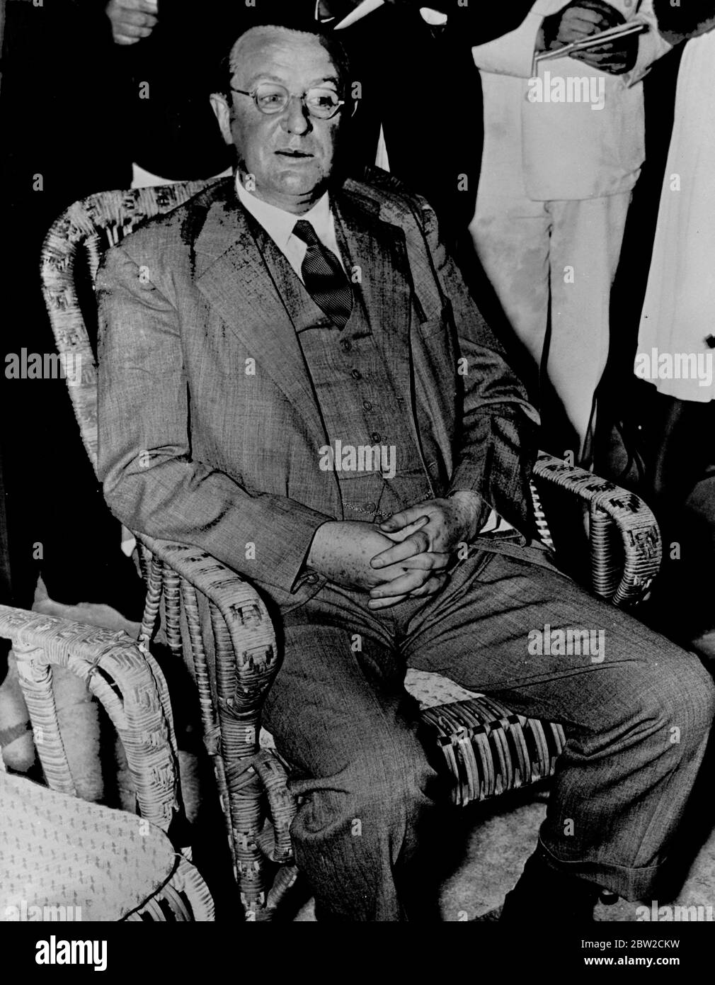 Arriva a New York il nuovo ambasciatore britannico. Il marchese di Lotiano raffigurato sulla Cunard Liner Acquitania, quando arrivò a New York. Lord Lothian è venuto negli Stati Uniti per sostituire Sir Ronald Lindsay come ambasciatore britannico negli Stati Uniti. L'Acquitania arrivò con oblò dipinte di nero e centinaia di americani fuggirono dalla minaccia della guerra in Europa. Lord Lothian non aveva nulla di pertinente da dire sulla crisi attuale. 29 agosto 1939 Foto Stock