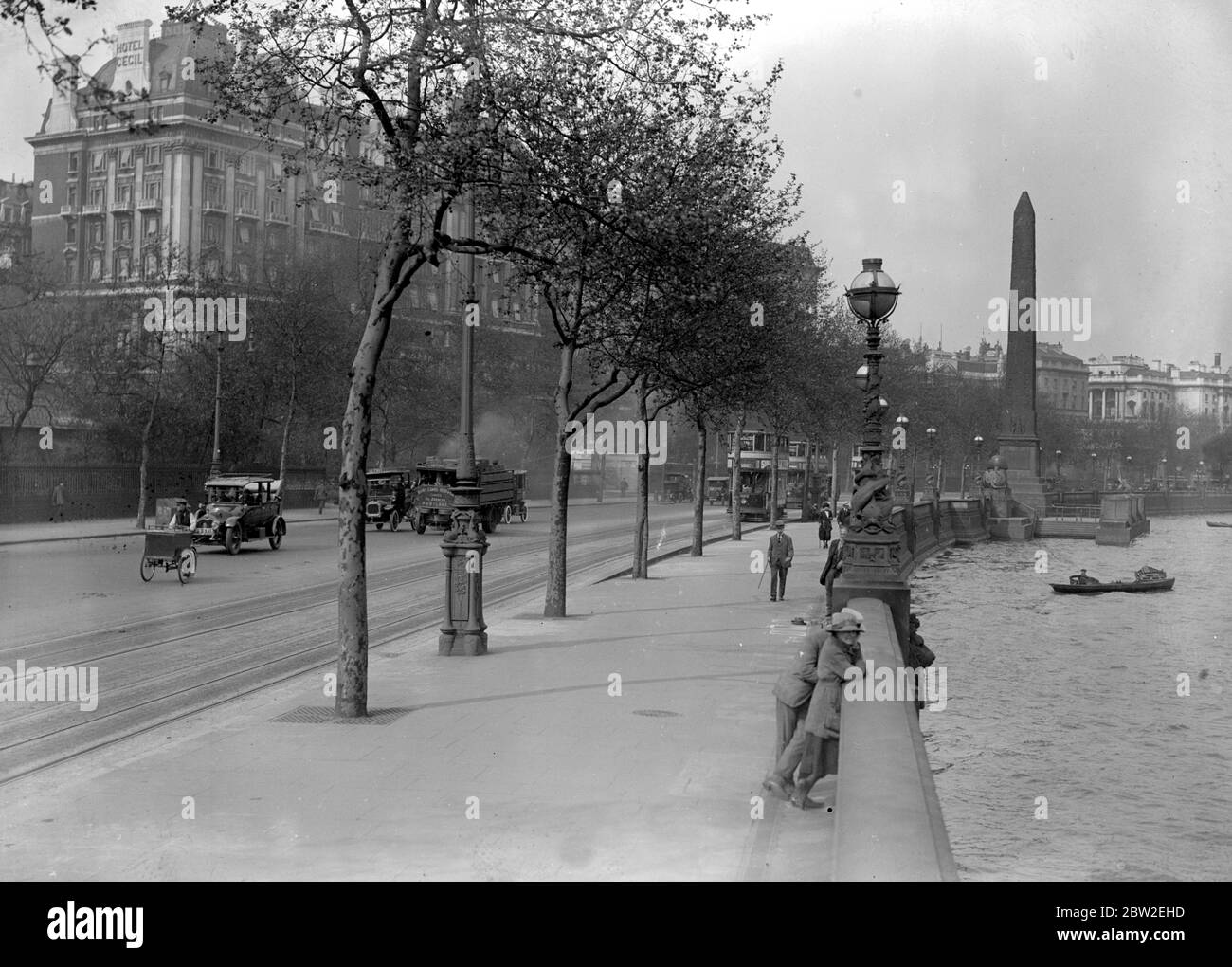 L'argine vittoriano. Ago di Cleapatra. 4 maggio 1923 Foto Stock