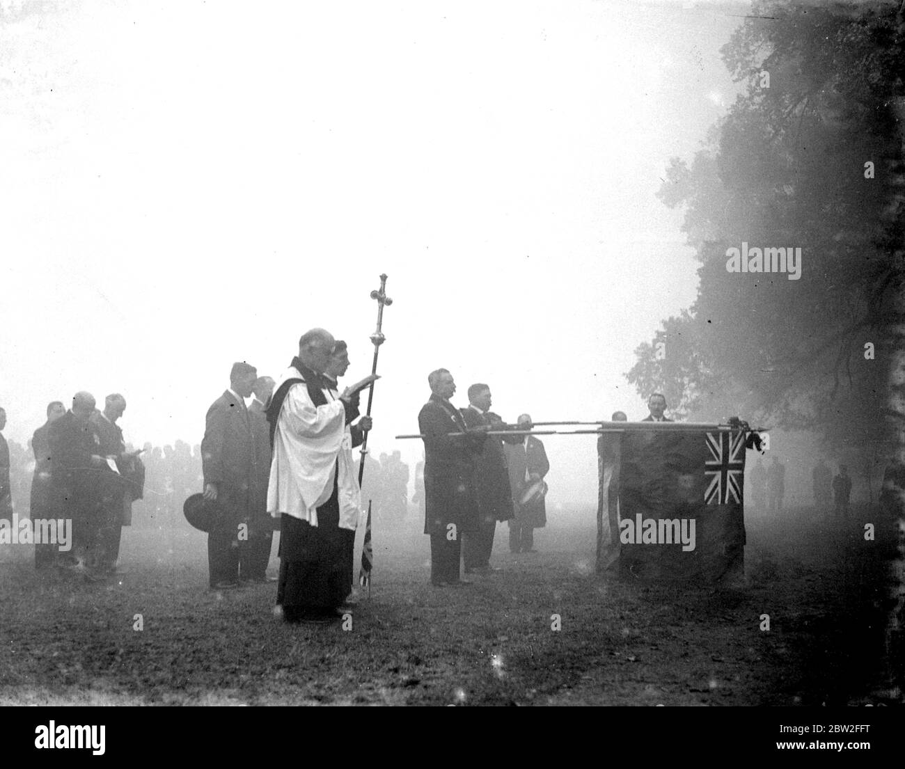 Sidcup Armistice giorno nella nebbia. 11 novembre 1934 Foto Stock