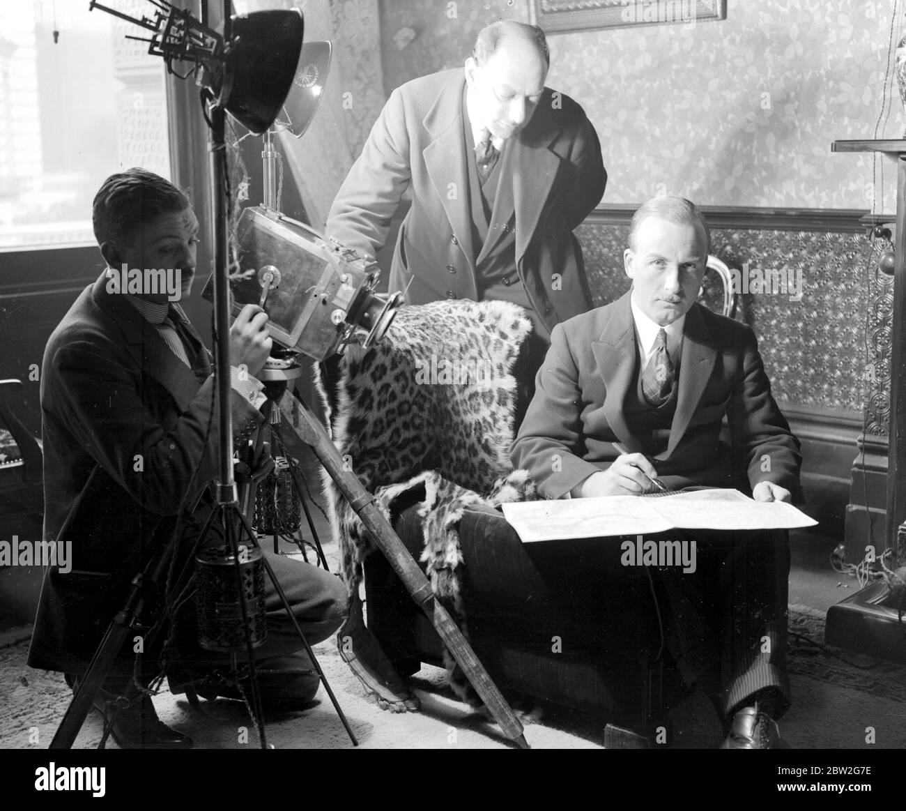 Celebrità che appaiono nella nuova serie di film segreti della scrittura a mano. Immagini: MR Alan Cobham. 23 marzo 1926 Foto Stock